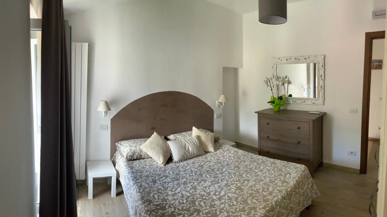 Casa La Wanda - Camaiore Toscana - 2 Bedroom & Terrace Eksteriør billede